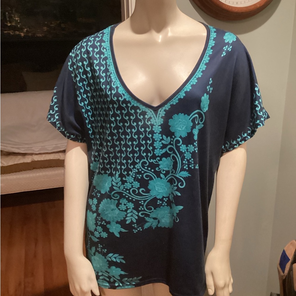 Chicyea Top